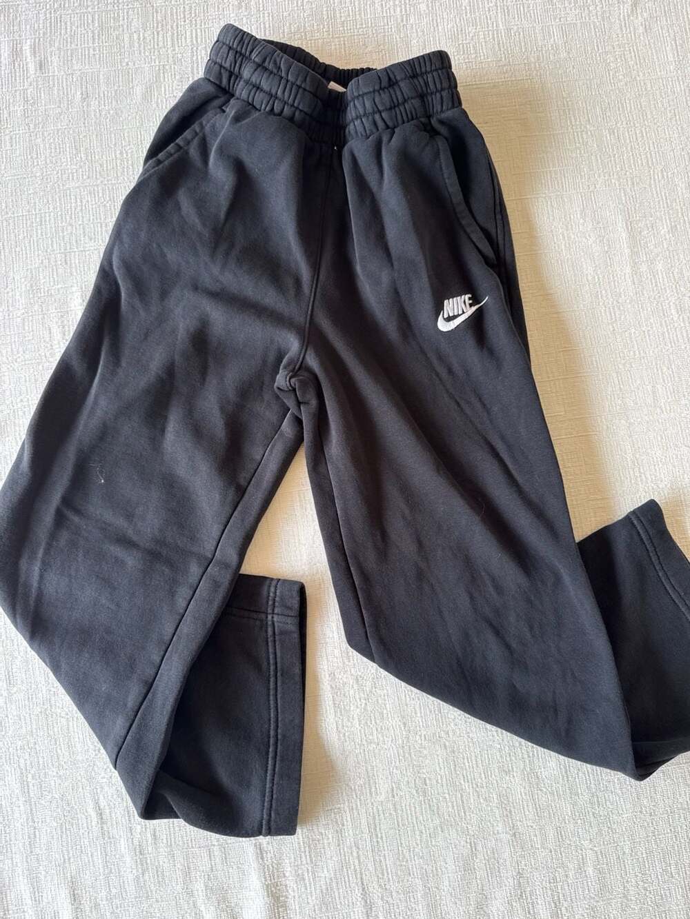 Nike Sportswear Club Fleece Big Kids' Wide Leg Sweatpants
